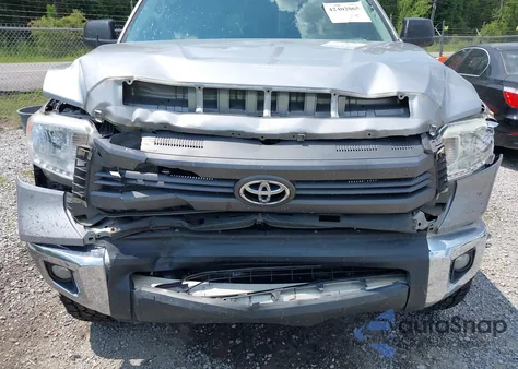 2015 Toyota Tundra Sr5 5.7L V8 z USA, uszkodzony, nr VIN 5TFDW5F18FX471407